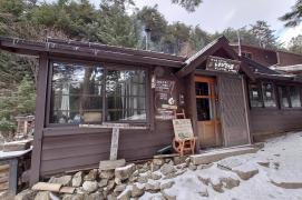 しらびそ小屋