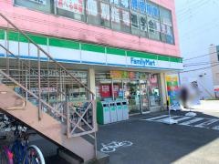 ファミリーマート　桑名駅前店
