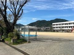越知小学校