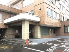 鳴海病院