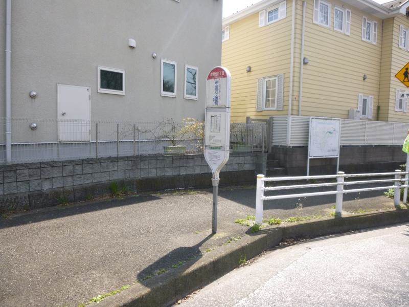 バス停外観
