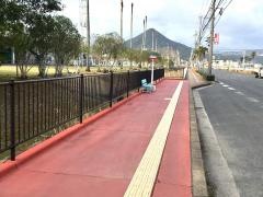 「総合グランド前」バス停留所
