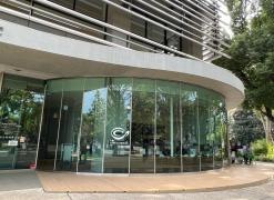 カフェ・ド・クリエ　プラス板橋区立中央図書館店