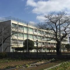 三鷹市立第二中学校