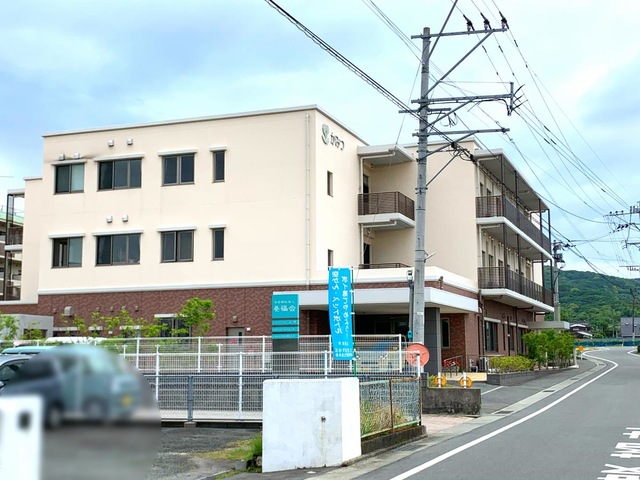 特別養護老人ホームかみつ 建物全景