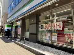 ファミリーマート　日本橋小学校前店