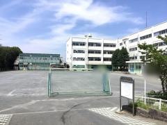 東汲沢小学校