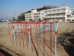 上野小学校