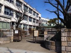 名古屋市立沢上中学校