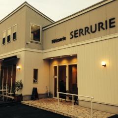ＳＥＲＲＵＲＩＥ