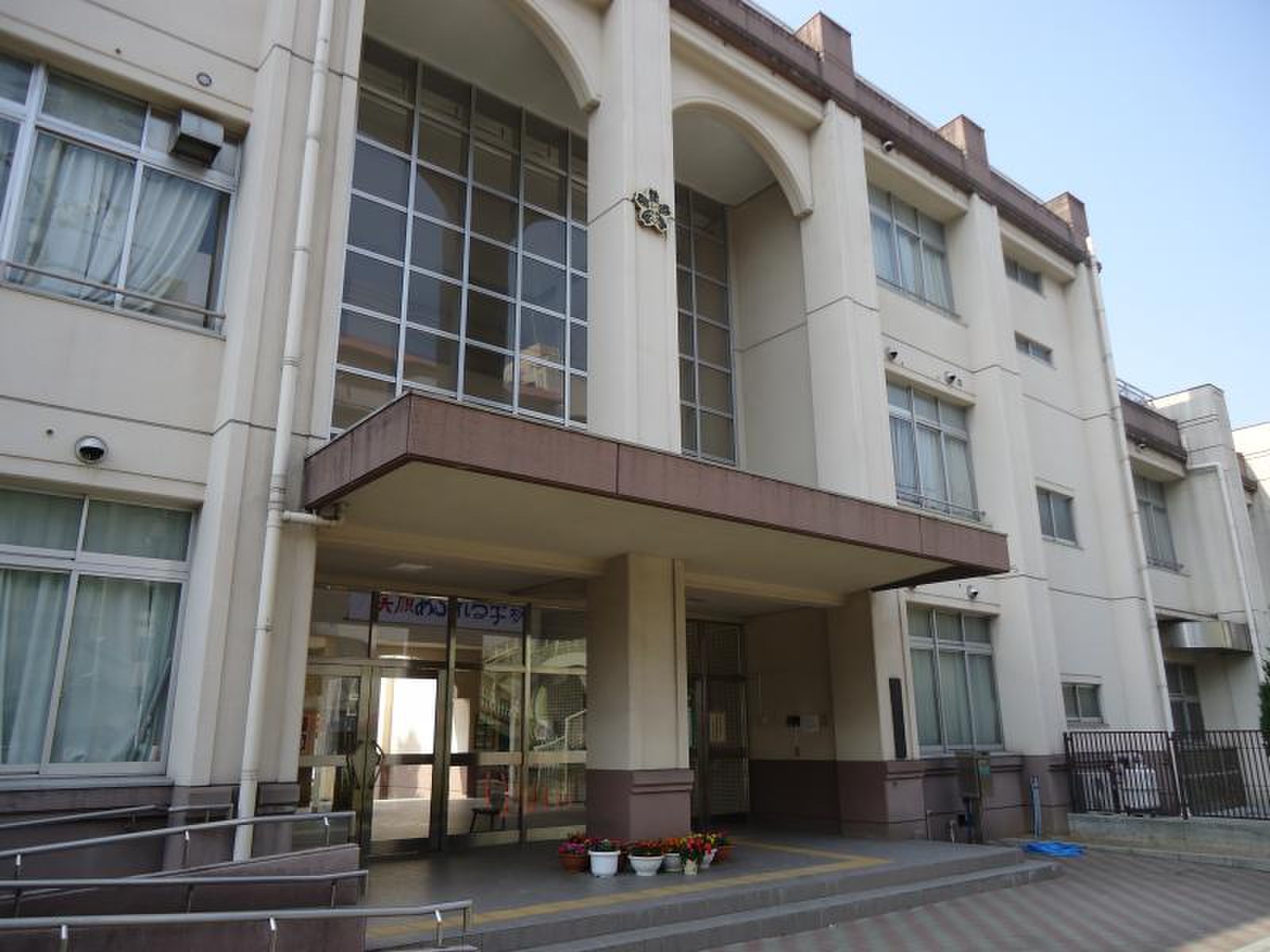 大阪 市立 塚本 小学校