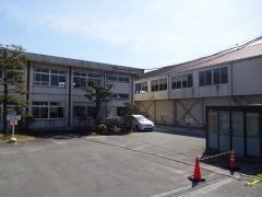 県主小学校