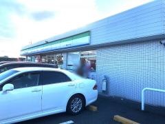 ファミリーマート　長島インター店