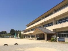 秋間小学校