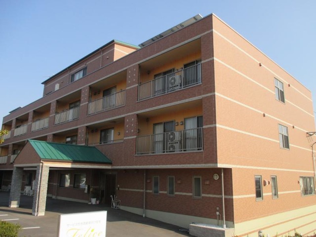 フェリーチェひがしうら