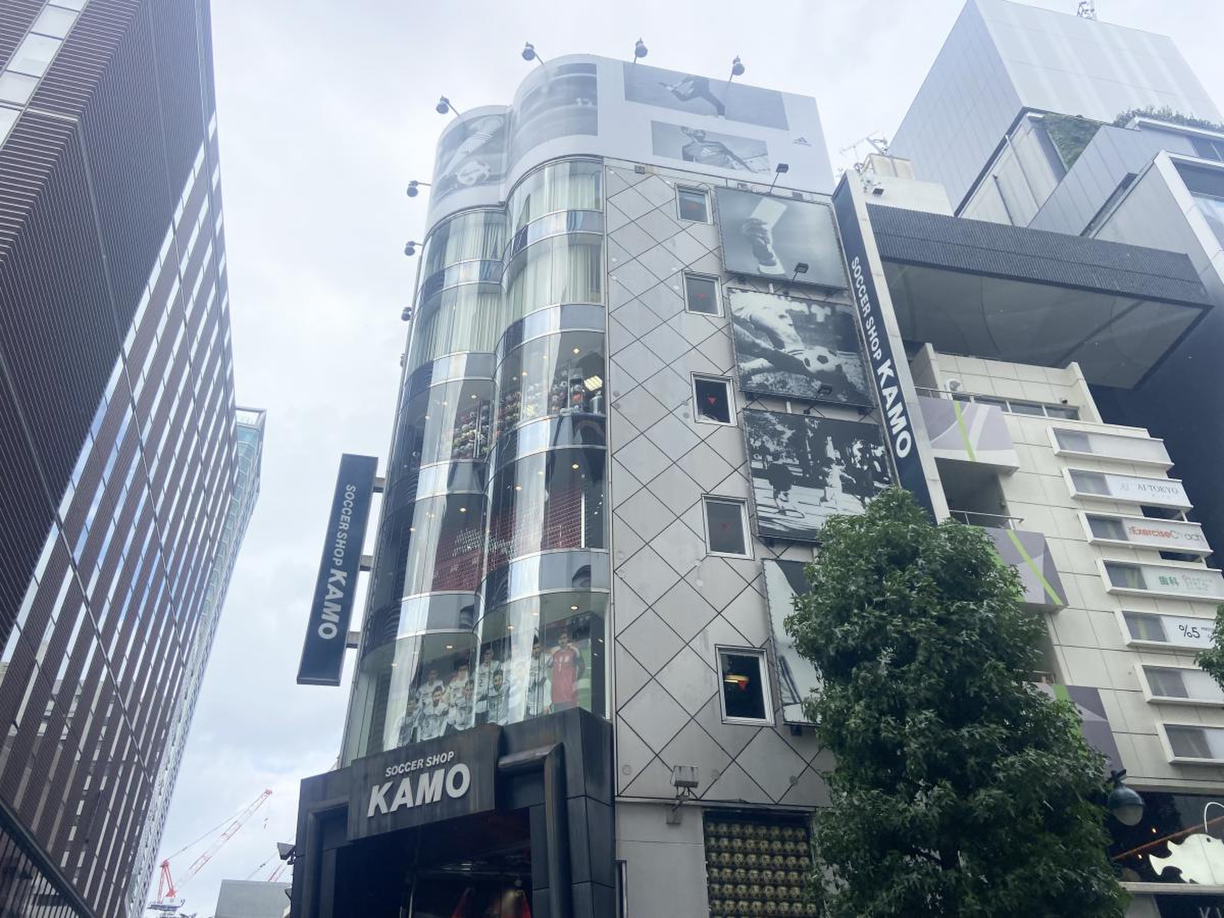 サッカー ショップ kamo 渋谷 店