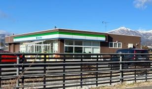 ファミリーマート　大玉大山店
