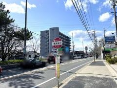 「梅森坂口」バス停留所