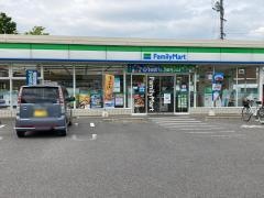 ファミリーマート　知立鳥居店