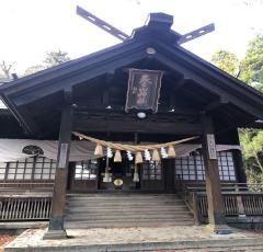春日山神社