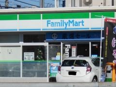 ファミリーマート　名北辻本通店
