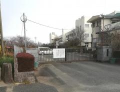 吉野ヶ里町立三田川中学校