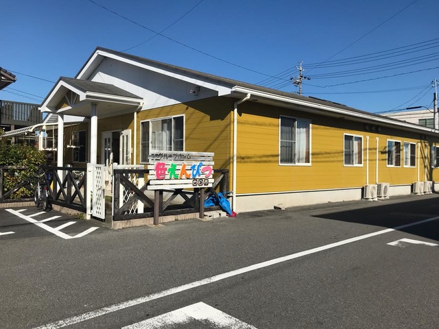 色えんぴつ・四日市 施設外観