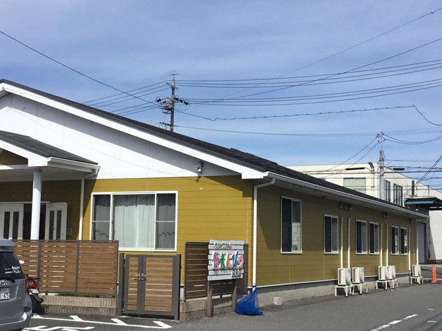 色えんぴつ・四日市 施設外観