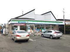 ファミリーマート　秋田牛島東五丁目店