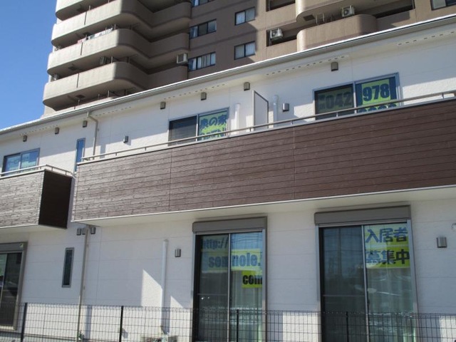 サービス付き高齢者向け住宅 泉の家 施設外観