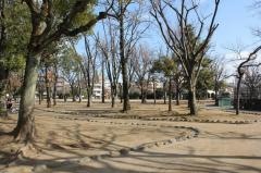 行徳駅前公園