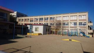 末広小学校