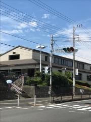 座間市立図書館