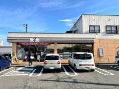 セブンイレブン　白根戸頭店