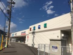 ウエルシア　岐阜琴塚店