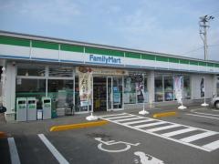 ファミリーマート　板野町犬伏店