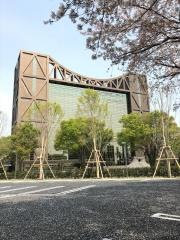 株式会社アマダ