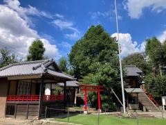 上中居諏訪神社