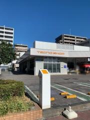 トヨタ西東京カローラ府中店