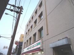 ローソンストア100　井土ヶ谷店