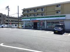 ファミリーマート　富士日乃出町店