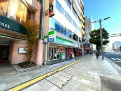 ファミリーマート　幟町店