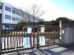 白橿北小学校