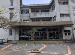 芳井小学校