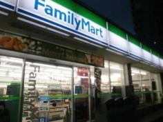 ファミリーマート　泉中央四丁目店