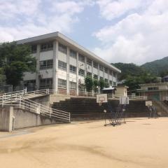 瀬野小学校
