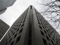日本和装ホールディングス株式会社