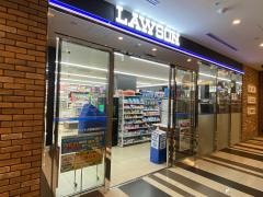 ローソン　アパリゾート大阪梅田駅タワー店