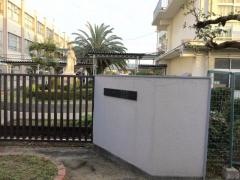 新堂小学校