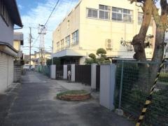 新堂小学校